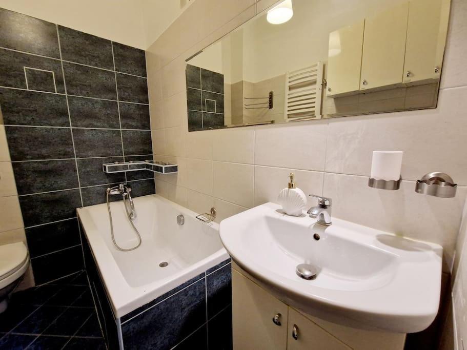Apartament Niepodleglosci 84 Apartament Warszawa